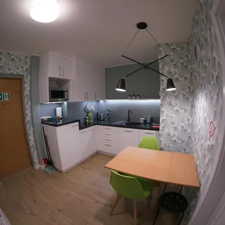 Appartement Chlodna 15